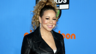 Мэрайе Кэри выплатят $92 тыс. компенсации по делу о плагиате в рождественской песне