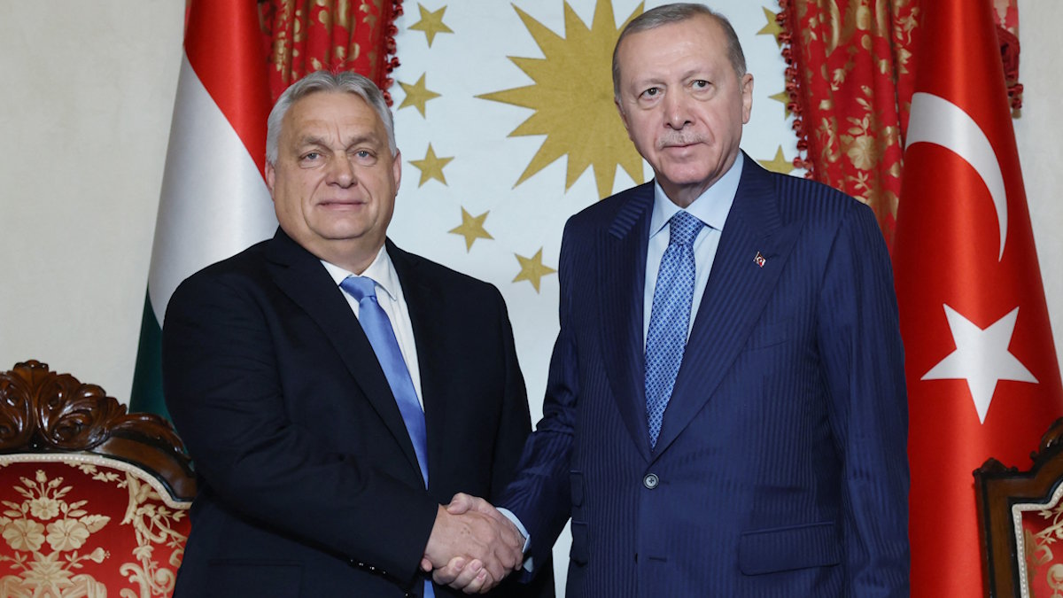 Орбан договорился о гарантиях транзита российского газа через Турцию в Венгрию