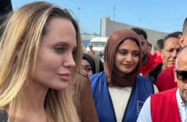 Джоли приехала на границу Египта и Газы