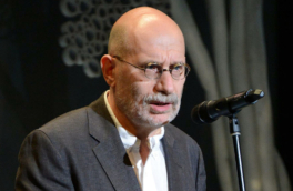 Суд ужесточил наказание Борису Акунину