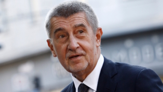 Чехия тайно выделила Украине €706 млн на вооружение, заявил Бабиш