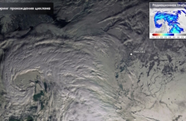 Москвичам показали снежный циклон над городом из космоса
