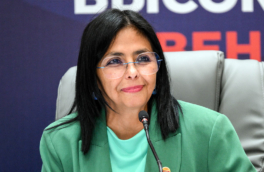 Сменившую Мадуро Делси Родригес прозвали в Венесуэле царицей