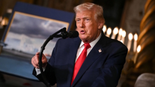 Трамп заявил, что без него НАТО был бы на свалке истории