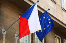 МИД Чехии отменил ужесточение въезда для российских дипломатов