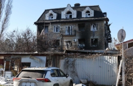 Число жертв удара беспилотников по кафе в Херсонской области выросло до 29