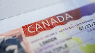 Все визовые центры Канады в России прекратили прием документов, россиян обслужат за рубежом