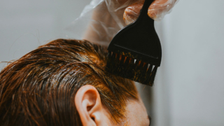 Как быстро отмыть с кожи краску для волос: проверенные способы и лайфхаки парикмахеров