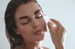 Как привести лицо в порядок после бессонной ночи: проверенные лайфхаки и экспресс-средства