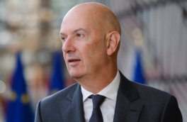 Франция планирует созвать глав Минфинов G7 для обсуждения угроз Трампа