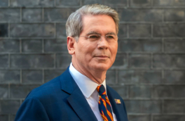 Глава Минфина США призвал ЕС не обострять спор о Гренландии и не вводить ответные тарифы