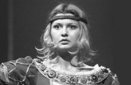 Умерла актриса из сериала "Слово пацана" Александра Березовец-Скачкова