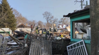 Взрыв газа разрушил частный дом в Уссурийске, погибла женщина
