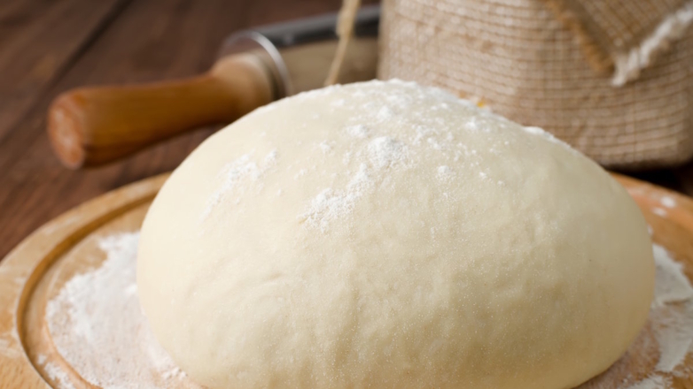 Чтобы выпечка долго не черствела: секрет азиатских пекарей, который сохранит булочки свежими неделю