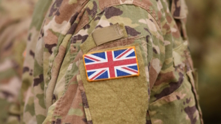 Великобритания увеличила число военных на Украине