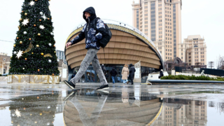 Аномально теплые зимы, сдвиг сезонов и волны жары: как изменится погода в Москве к концу века