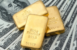 Цена золота в России впервые за 29 лет превысила 12 тыс. рублей за грамм