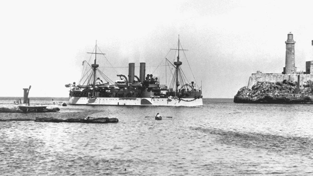 Броненосный крейсер "Мэн"