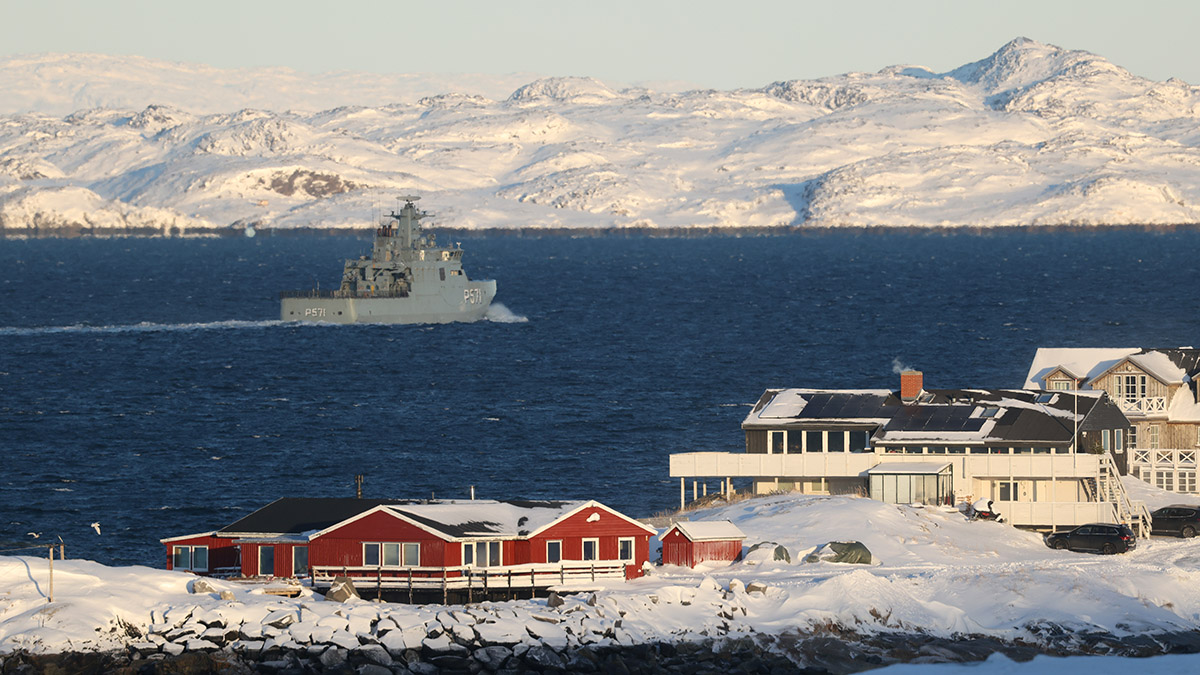 Как воспринимают Гренландию американцы, датчане и сами жители острова