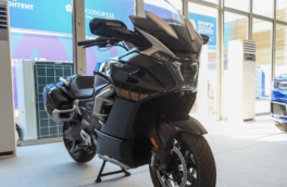 Российский электромотоцикл Aurus Merlon прошел сертификацию