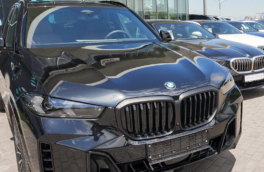 BMW запретила поставки автомобилей из Китая в РФ: эксперты оценили возможные последствия