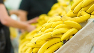 В России запретят продавать бананы короче 14 см