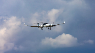 В результате крушения учебного самолета в Оренбургской области погибли 3 человека