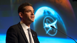 Глава NASA Айзекман планирует посетить следующий запуск "Союза"