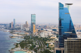 Когда россияне смогут летать в Саудовскую Аравию без виз, рассказал Алиханов