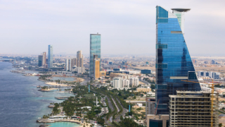 Когда россияне смогут летать в Саудовскую Аравию без виз, рассказал Алиханов