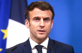 Макрон заявил о намерении ЕС быстро отразить давление со стороны США и Китая