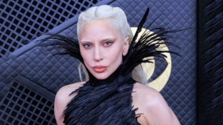 Триумф Кендрика Ламара и Леди Гаги: кто забрал главные награды на церемонии "Грэмми-2026"