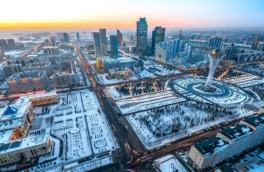 В проекте новой Конституции Казахстана уточнили статус русского языка: не "наравне", а "наряду"