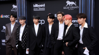 Шанс есть у каждого: бронирование билетов на бесплатный концерт BTS в Сеуле откроют 23 февраля