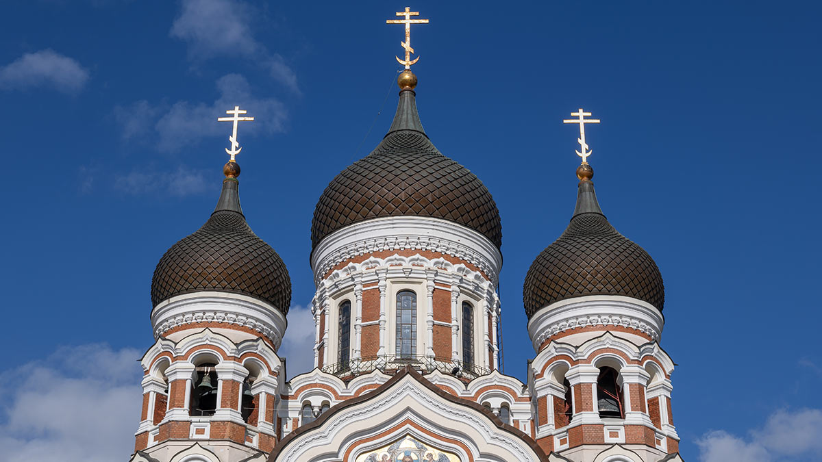 Купола Александро-Невского собора в Таллине