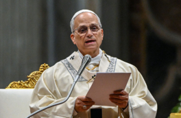 Папа римский обратился с призывом к США и России