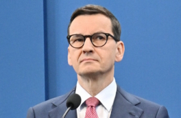 Бывшего премьера Польши подозревают в растрате на $370 млн