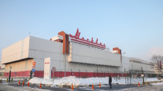 Выпуск электромобилей UMO для такси начался на заводе "Москвич"