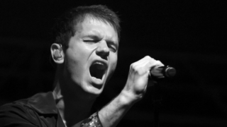 Умер солист группы Shortparis Николай Комягин