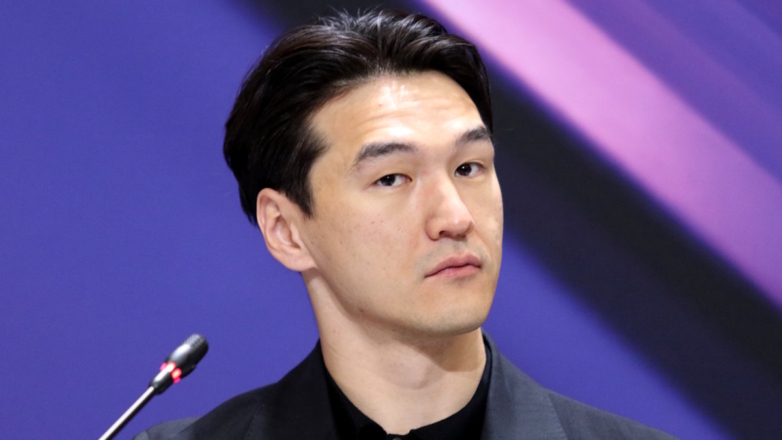 Комику Нурлану Сабурову запретили въезд в Россию на 50 лет