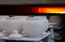 В России представили способ снижения температуры обжига керамики на 300 градусов