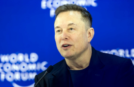 Первый в истории "почти триллионер": состояние Илона Маска превысило $800 млрд