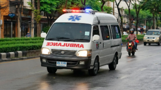 Лифт рухнул в отеле на Пхукете, пострадали 6 россиян, в том числе 2 детей