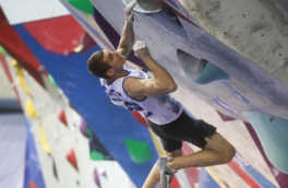 Российских скалолазов допустили до международных соревнований в нейтральном статусе