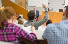 В российских вузах сократили 47 тысяч платных мест: каких направлений обучения это коснулось