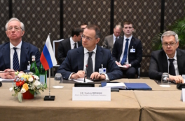 Мединский доложил Путину о результатах переговоров в Женеве, сообщил Песков