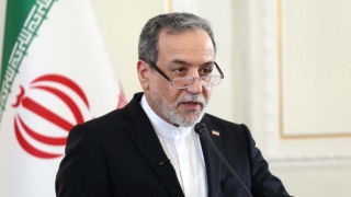 Иран ждет решения США: Аракчи назвал ключевое условие для завершения конфликта