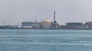 Боеприпас упал на территорию АЭС "Бушер", ущерба нет