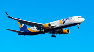 Azur Air опровергла сообщения о подготовке к своей продаже