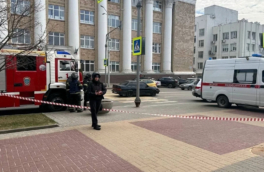 Беспилотник атаковал здание правительства Белгородской области